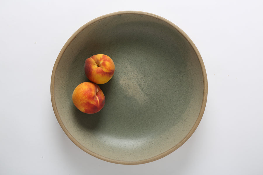 Lustre Studio Serving bowl
