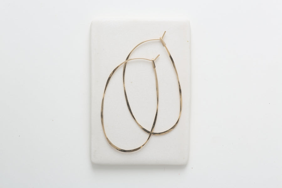 Fail Oval Hoop Earring gold