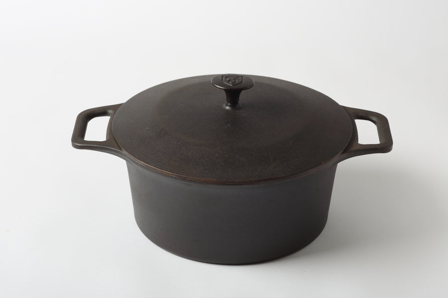 Field Co No. 8 Dutch Oven