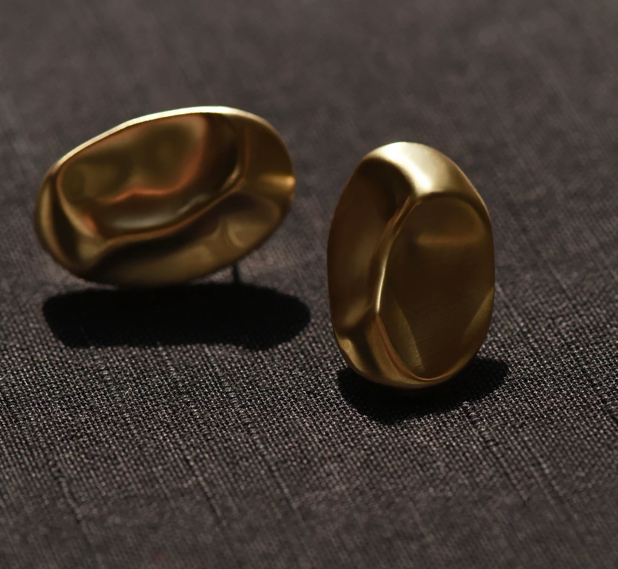 8.6.4 Design Oval Earrings