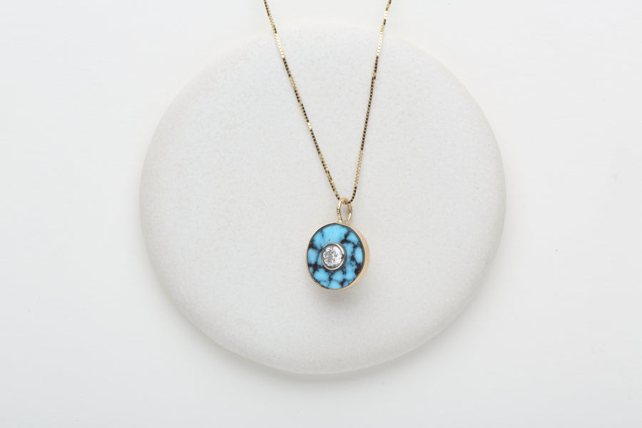 Young in the Mountains Cerclen Necklace Kingman Blue Black